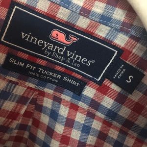 Men’s SM red & blue button down, great condition.